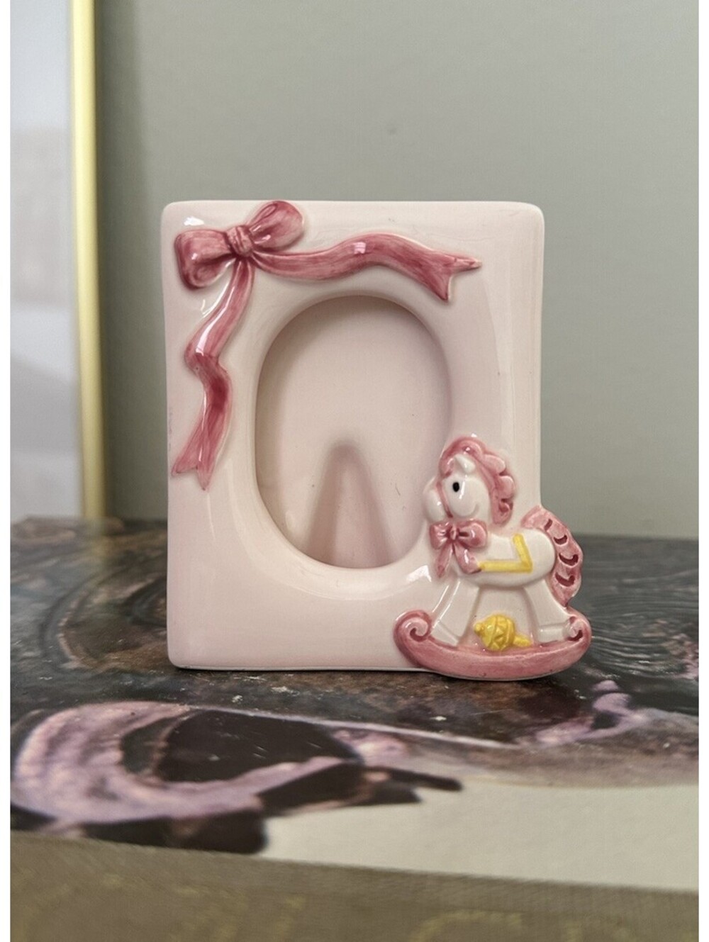 Adorable Vintage Small Pink Ceramic Frame W/ Bow And Rocking Horse For Baby Pic